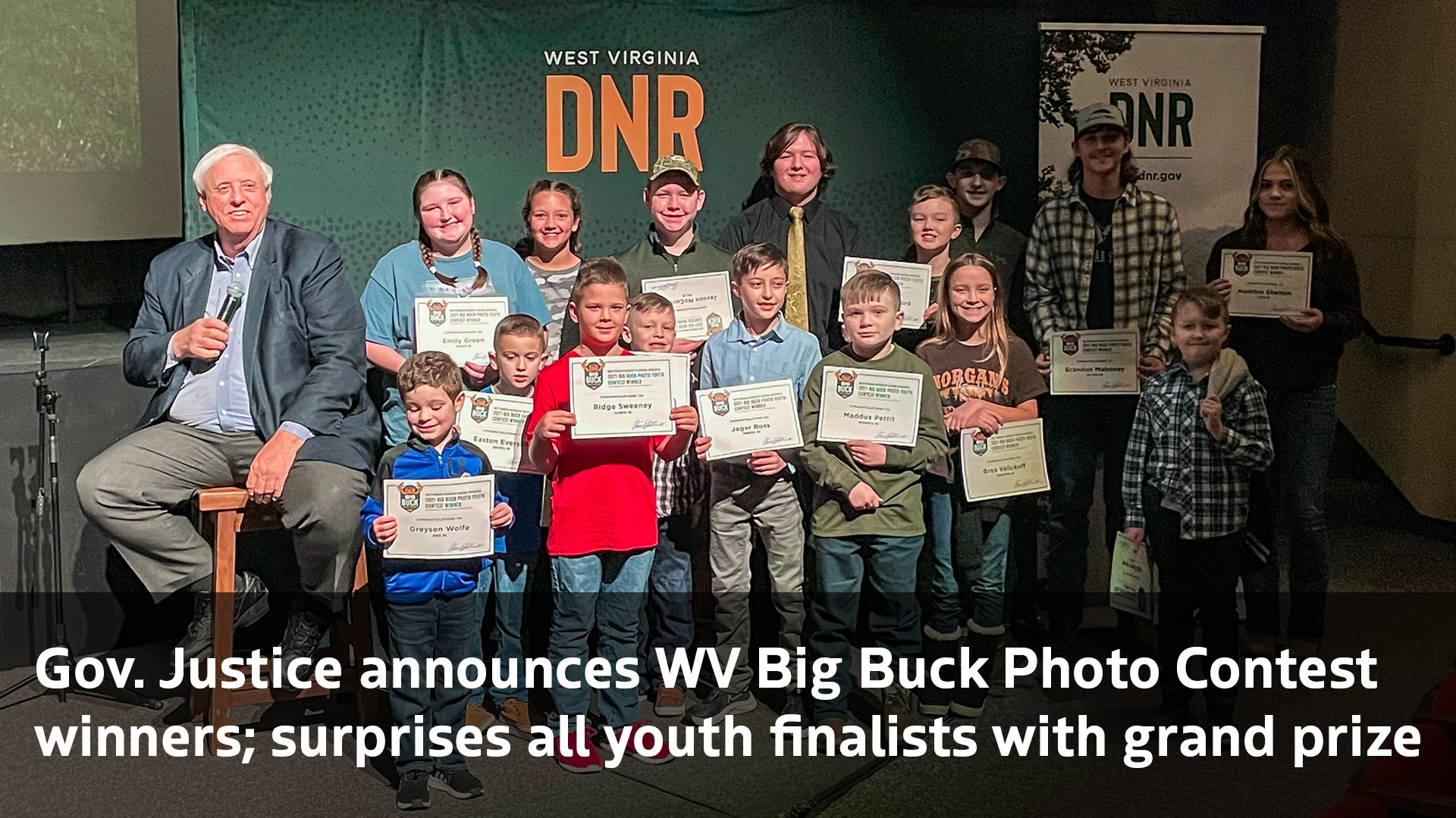 Gov. Justice announces WV Big Buck Photo Contest winners